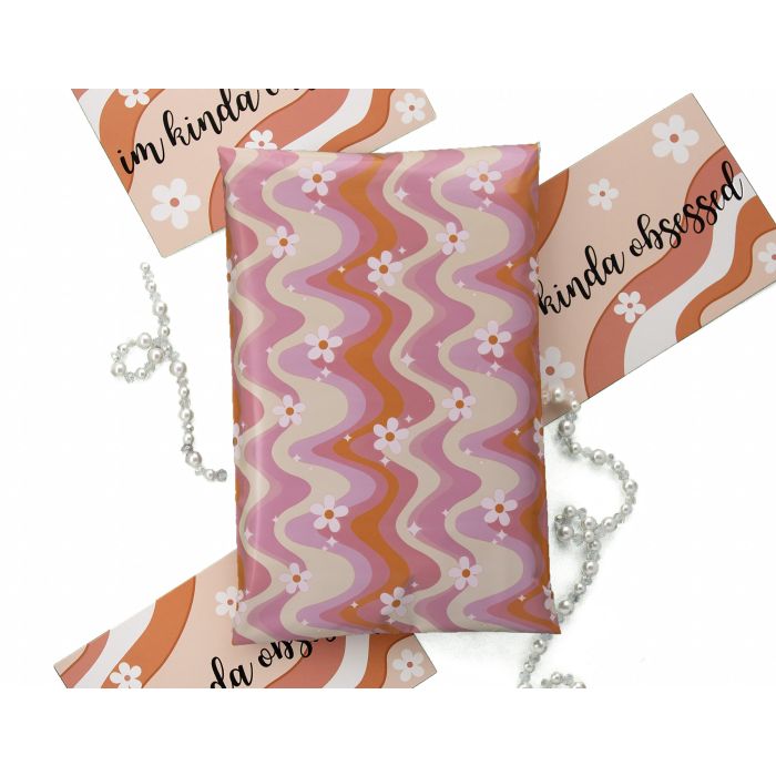 Wavy Daisy Poly Mailers